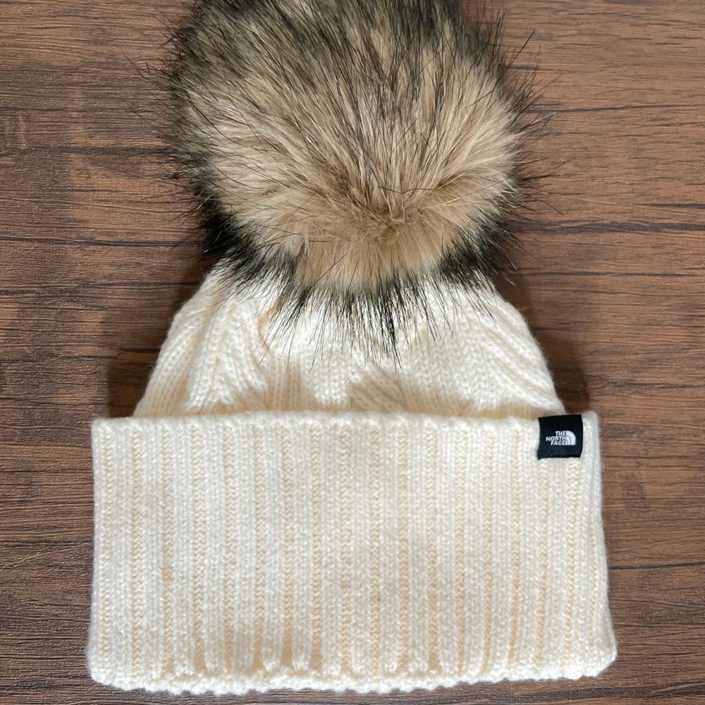 NWOT The North Face Oh-Mega Fur Pom Beanie